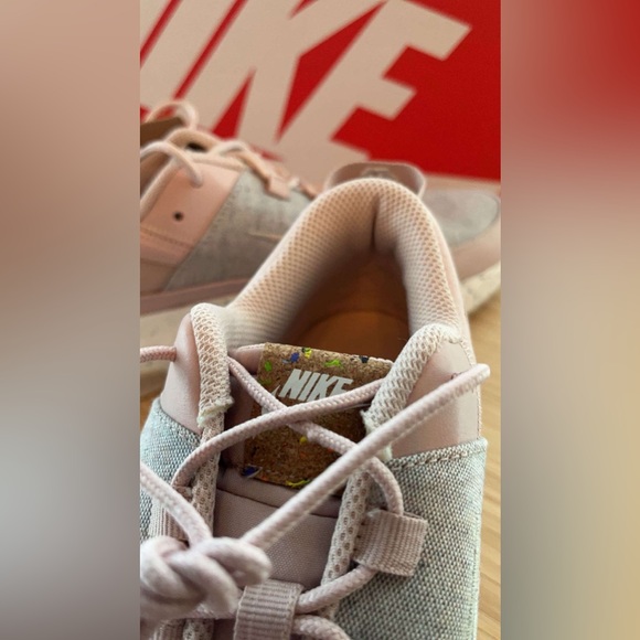 NEW Nike Women's Crater Remixa Shoes Size 6.5 - Picture 4 of 5